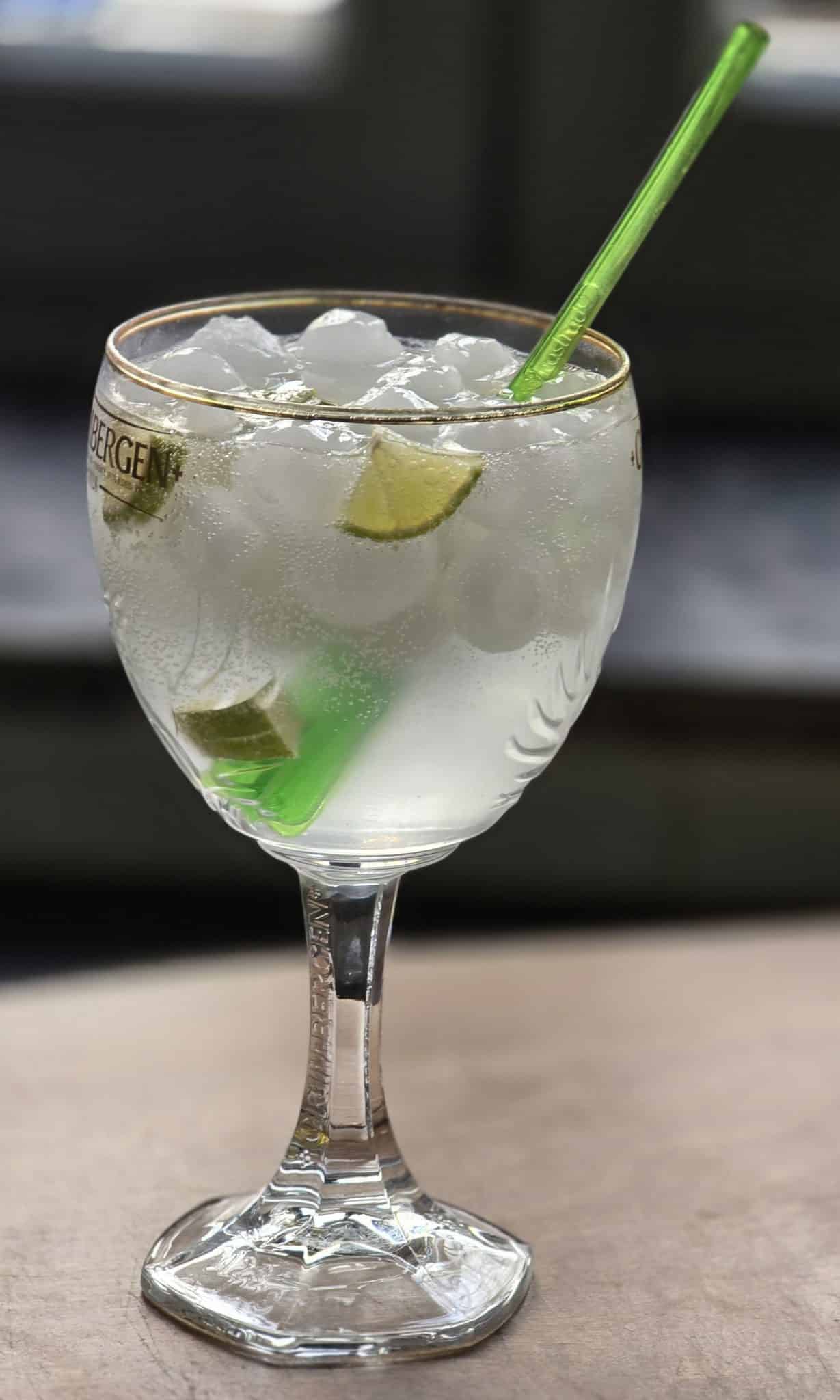 Cocktail sans alcool et mixologie No-Low à La Cadole de Chardonnay